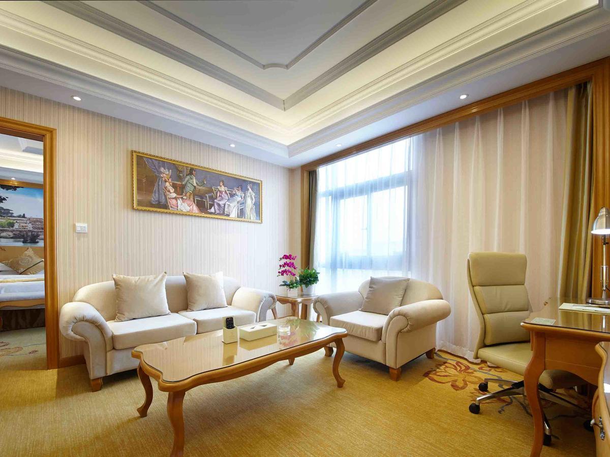 Vienna International Hotel Shanghai Baoshan Pangu Road Exterior foto