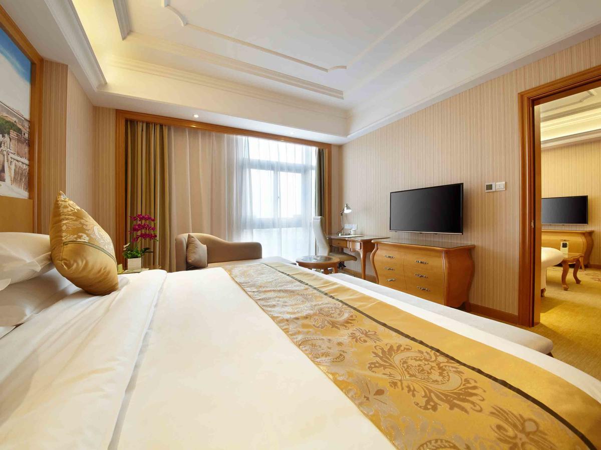 Vienna International Hotel Shanghai Baoshan Pangu Road Exterior foto